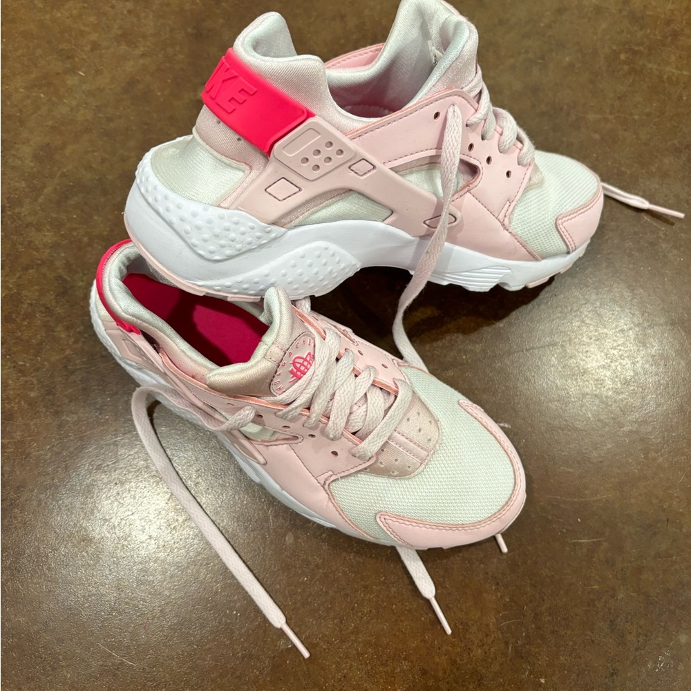 Girls Nike Huarache